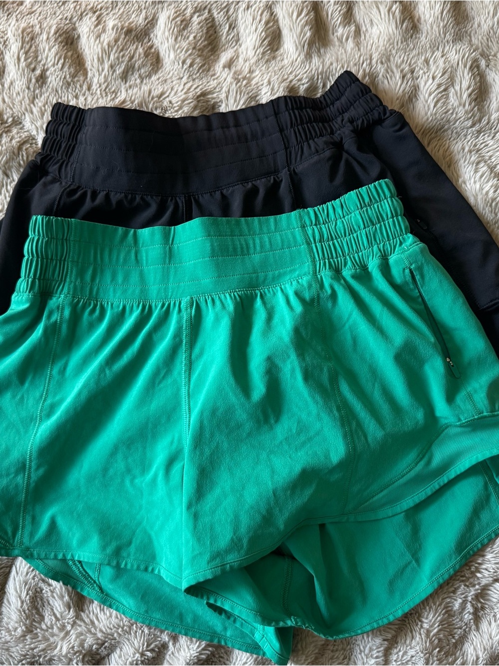 Lululemon Hotty Hot bundle